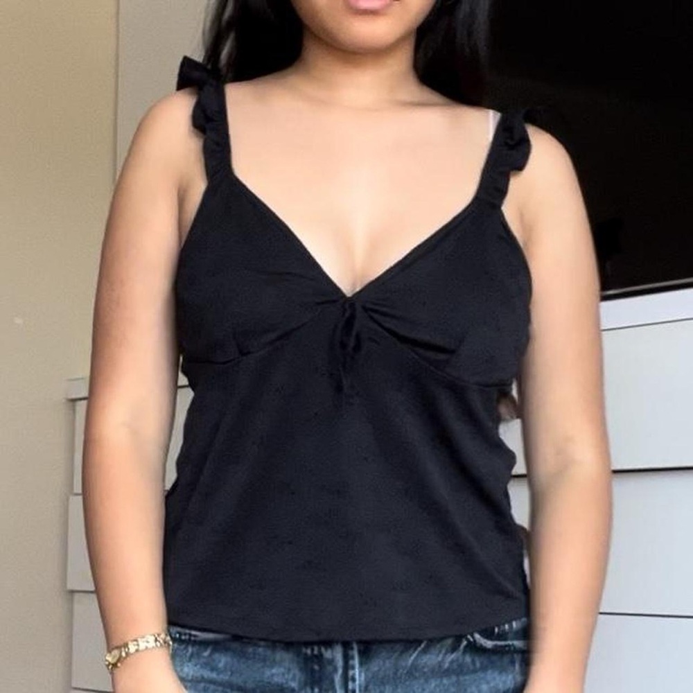 adorable ruffle eyelet top